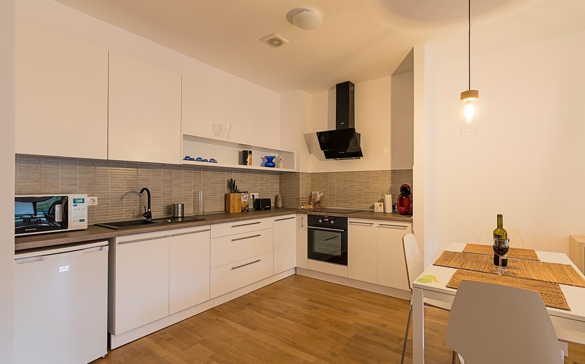 Tampa Gardens - Mountain View Apartment Брашов Экстерьер фото
